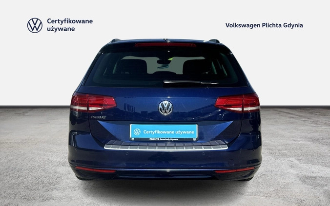 Volkswagen Passat cena 69900 przebieg: 189764, rok produkcji 2019 z Pilica małe 466